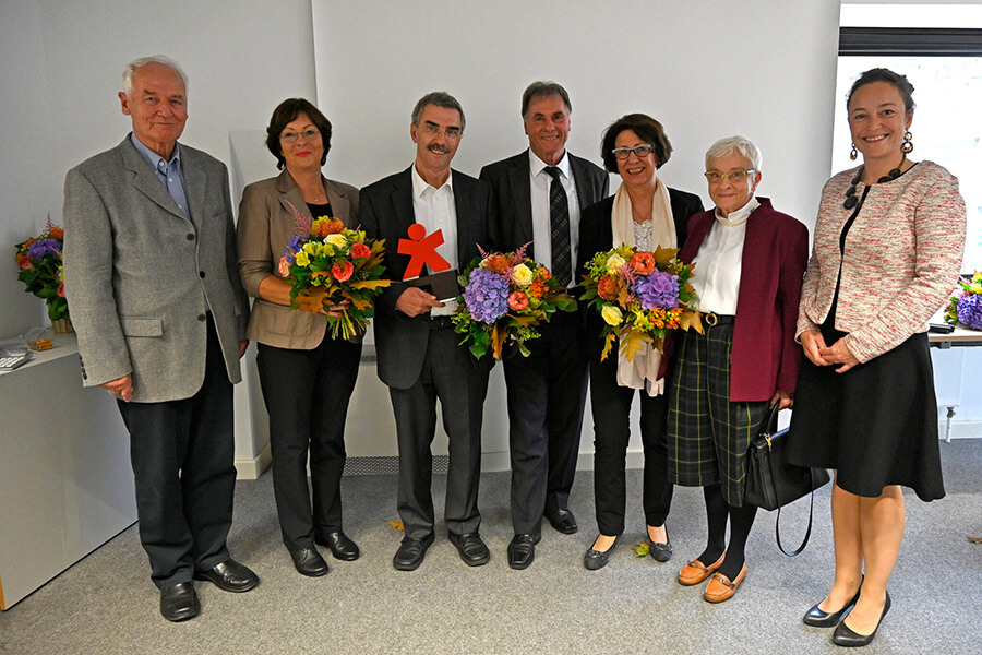 Preistraeger-Pflegescouts-Bundespreis-Verbraucherschutz-900